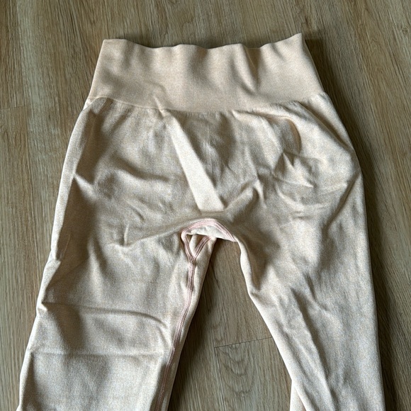 Peach bo and tee leggings - Picture 2 of 2